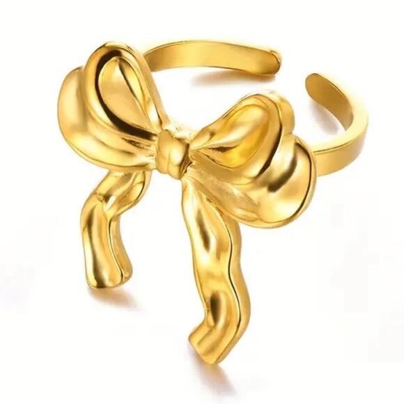 Gold Bow Ring - Picture 2 of 3